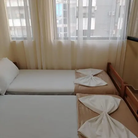 Alba 2 * Tirana