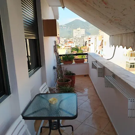 Appartement Alba 2 *